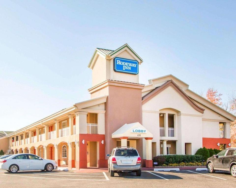 Rodeway Inn Mount Laurel Hwy 73 Экстерьер фото
