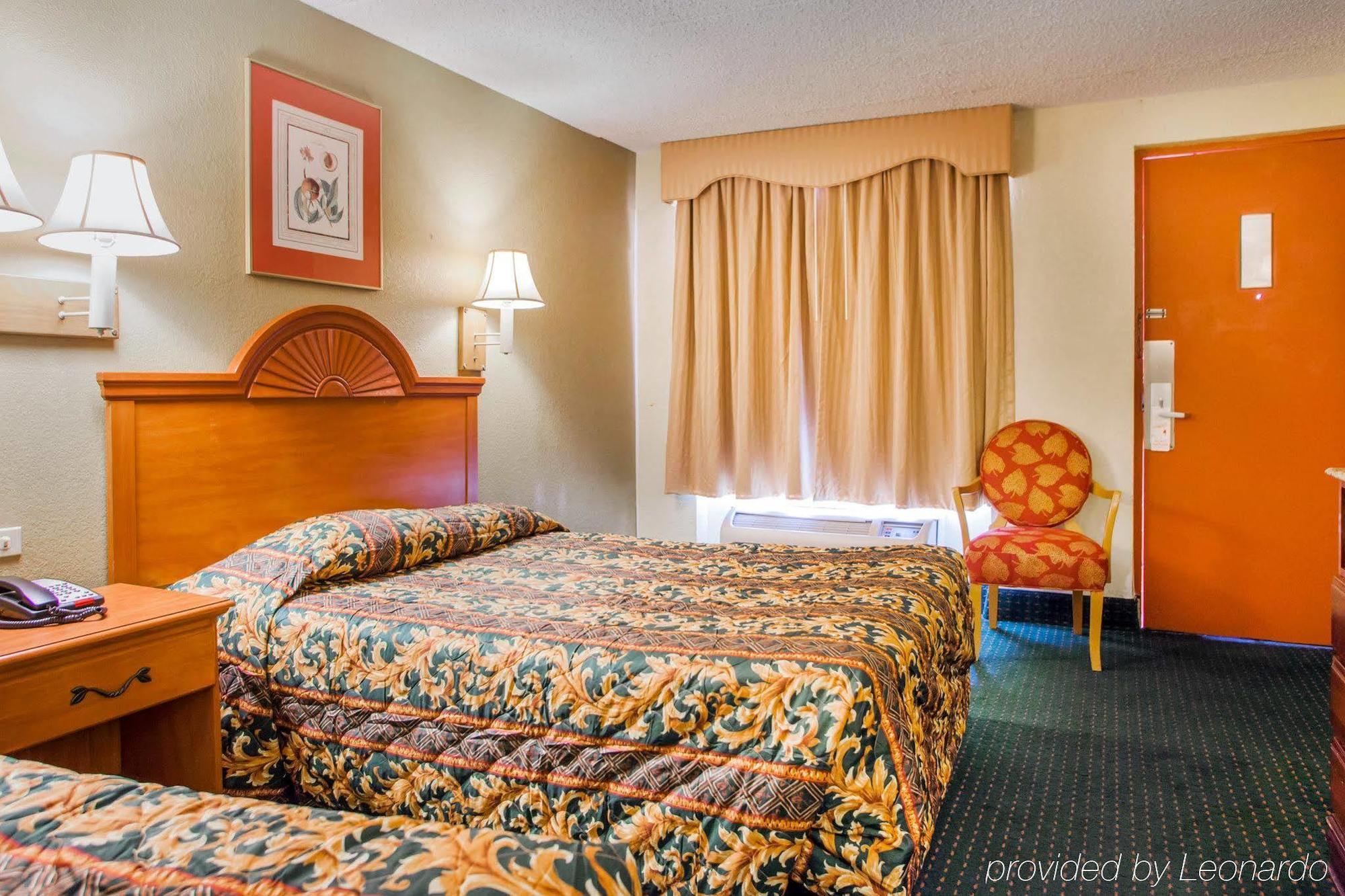 Rodeway Inn Mount Laurel Hwy 73 Экстерьер фото