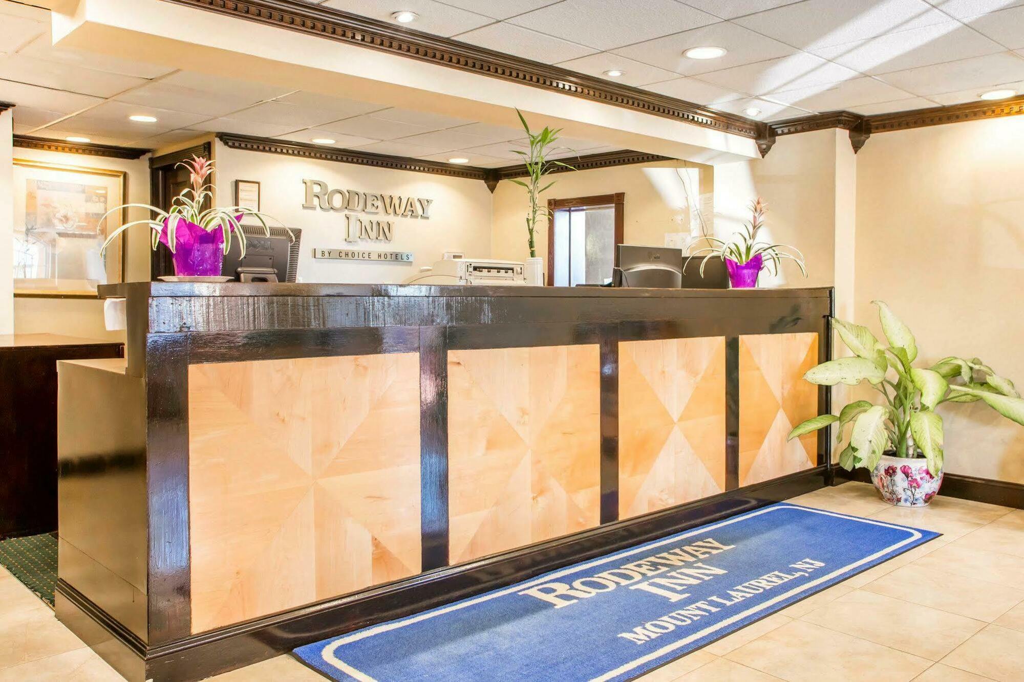 Rodeway Inn Mount Laurel Hwy 73 Экстерьер фото